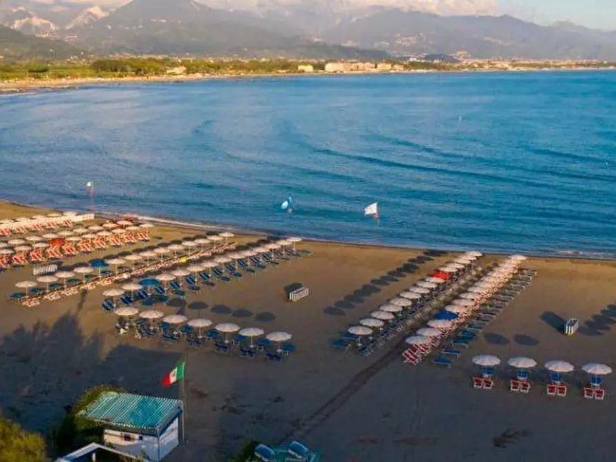 Immagine 23 di Mansarda in vendita  a Ameglia