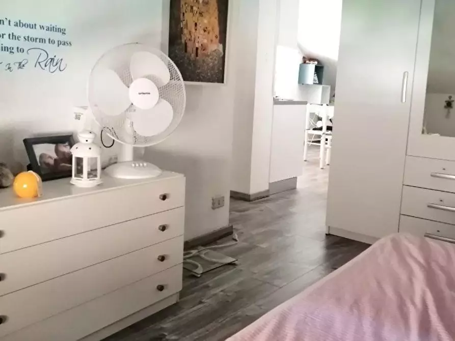 Immagine 15 di Mansarda in vendita  a Ameglia