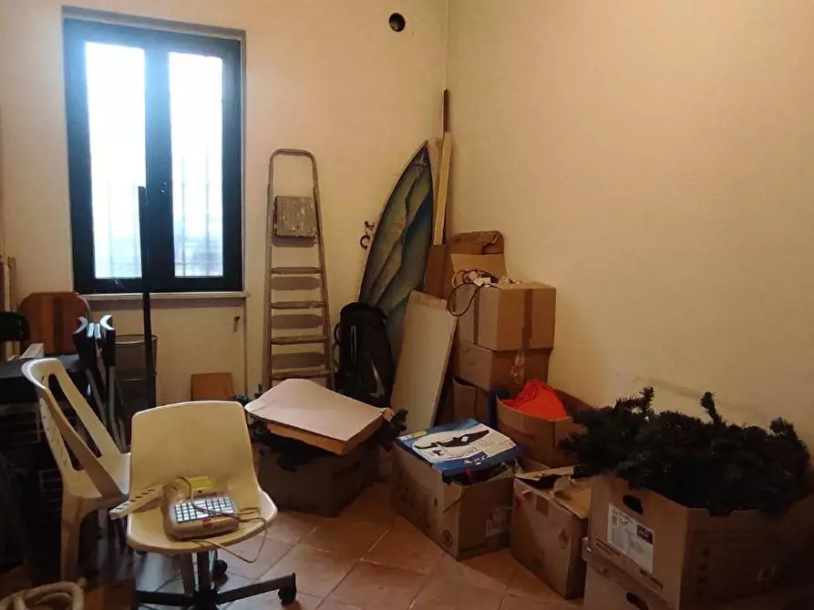 Immagine 5 di Locale commerciale in affitto  a Carrara