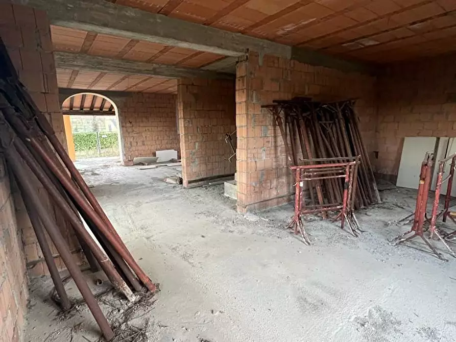 Immagine 23 di Villa in vendita  a Porcari