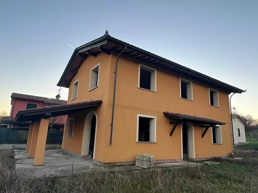 Immagine 30 di Villa in vendita  a Porcari