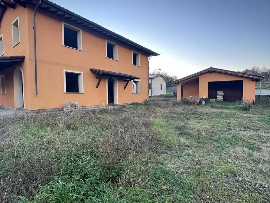 Immagine 31 di Villa in vendita  a Porcari