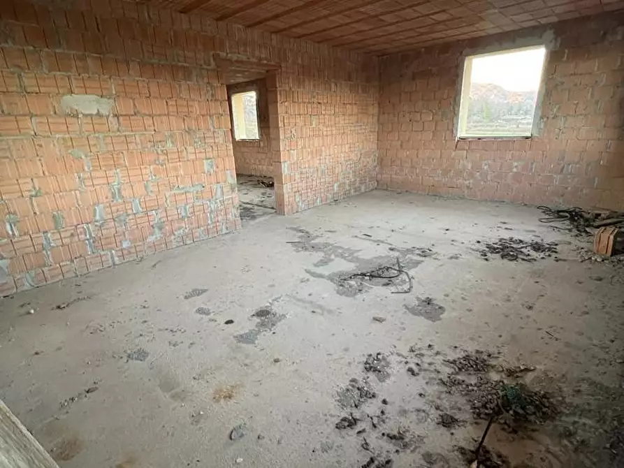 Immagine 27 di Villa in vendita  a Porcari