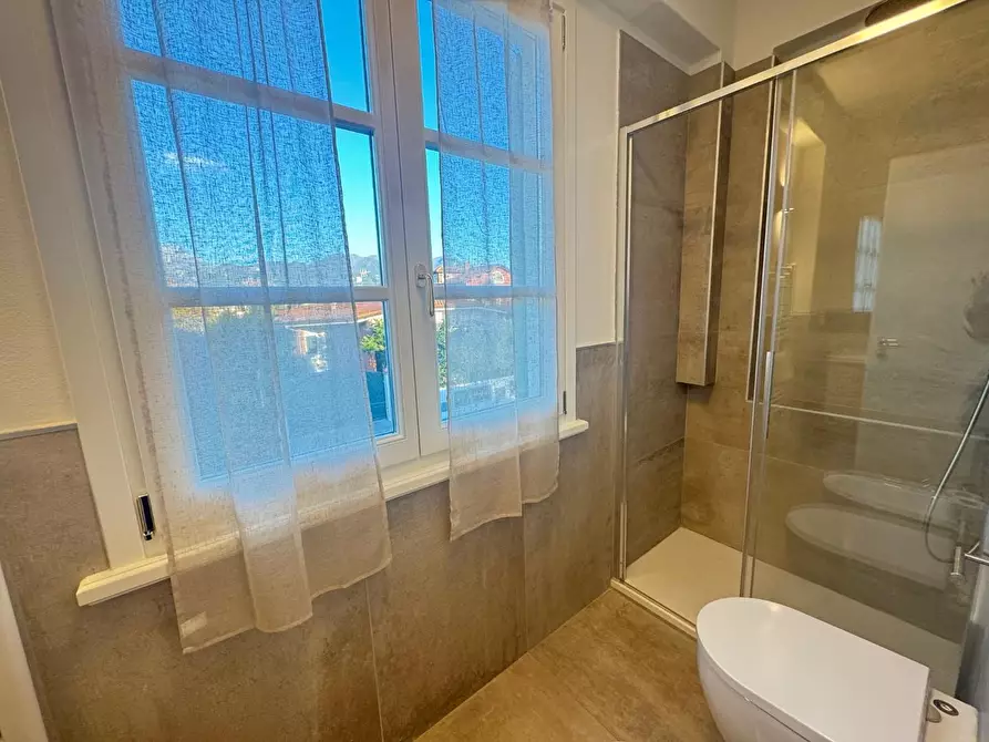 Immagine 26 di Villa in vendita  a Forte Dei Marmi