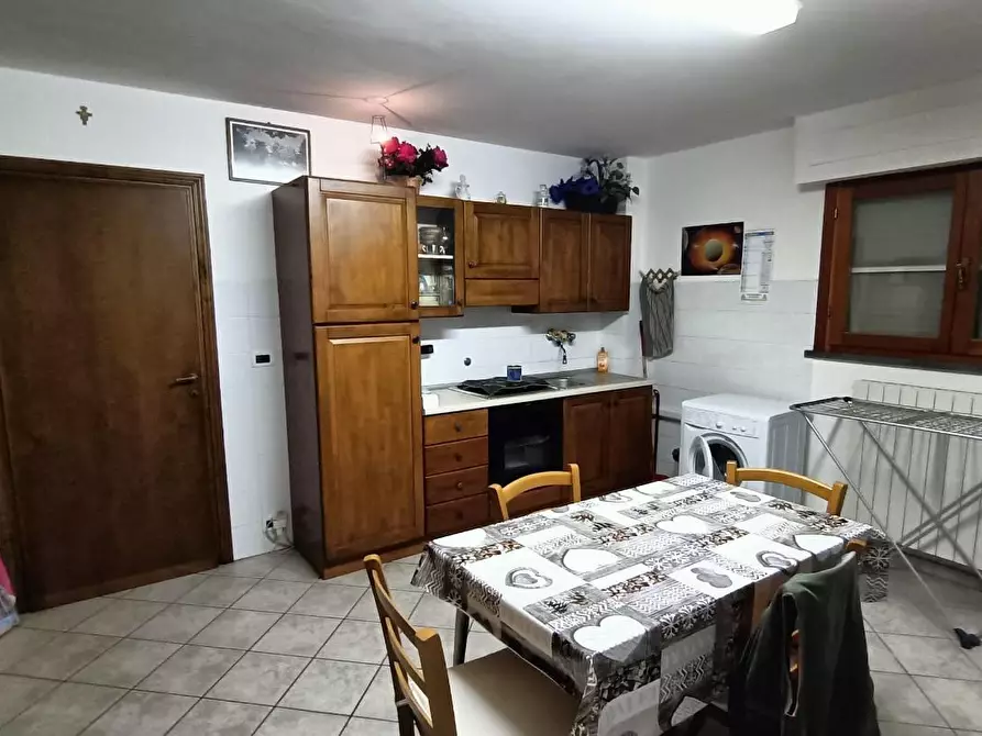 Immagine 18 di Villa in vendita  a Crespina Lorenzana