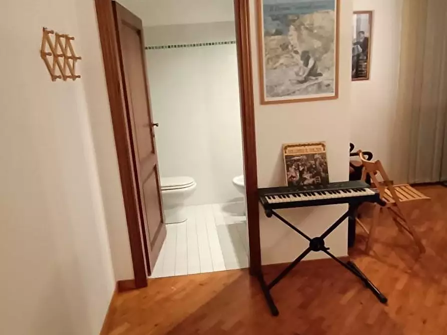 Immagine 37 di Villa in vendita  a Crespina Lorenzana