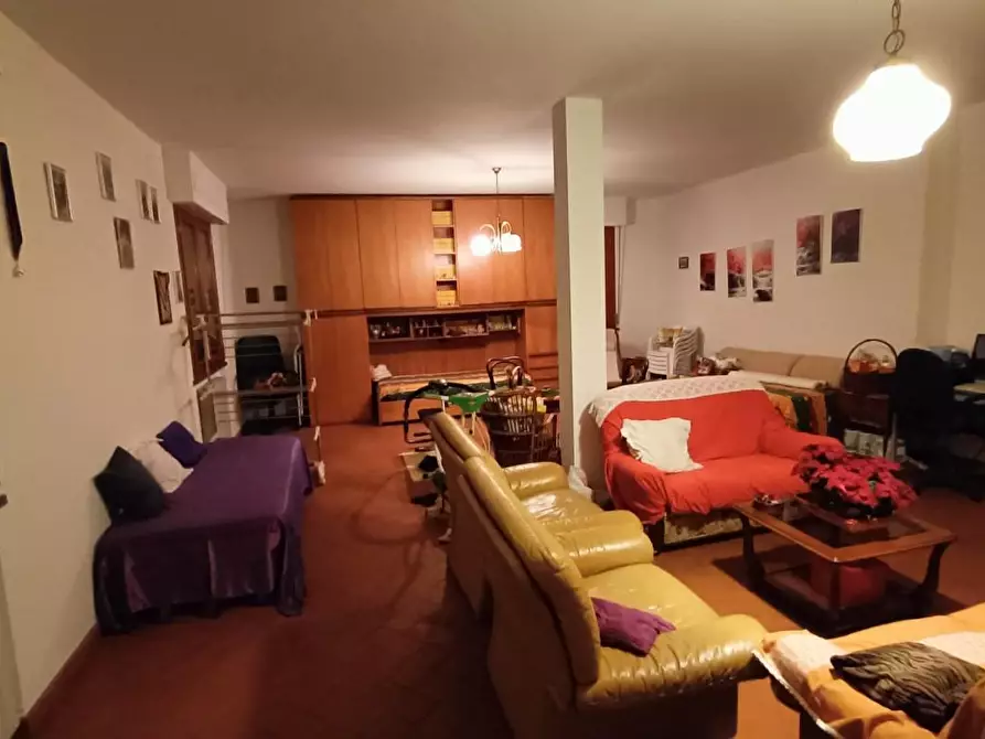 Immagine 33 di Villa in vendita  a Crespina Lorenzana