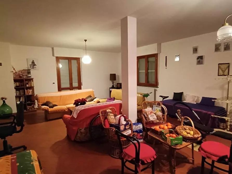 Immagine 34 di Villa in vendita  a Crespina Lorenzana
