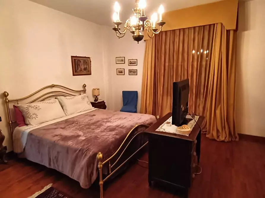 Immagine 31 di Villa in vendita  a Crespina Lorenzana