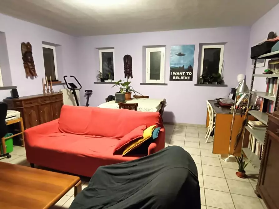 Immagine 15 di Villa in vendita  a Crespina Lorenzana