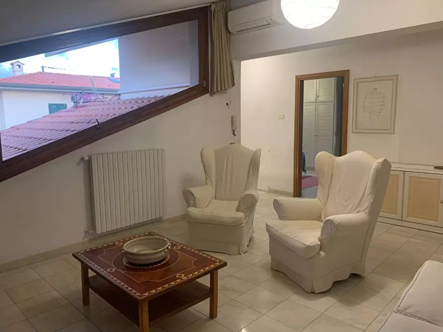 Immagine 13 di Villa in affitto  a Forte Dei Marmi