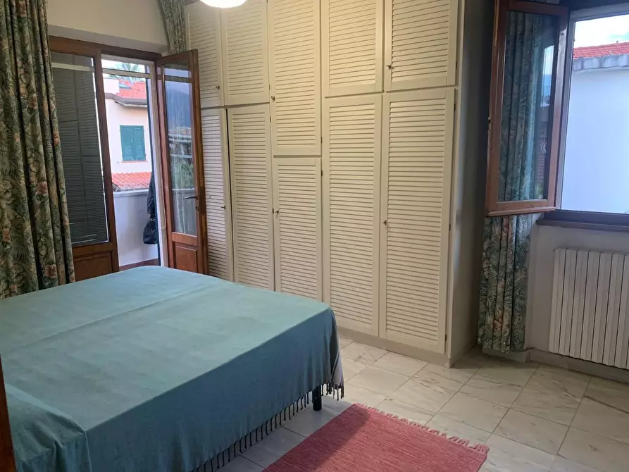 Immagine 14 di Villa in affitto  a Forte Dei Marmi