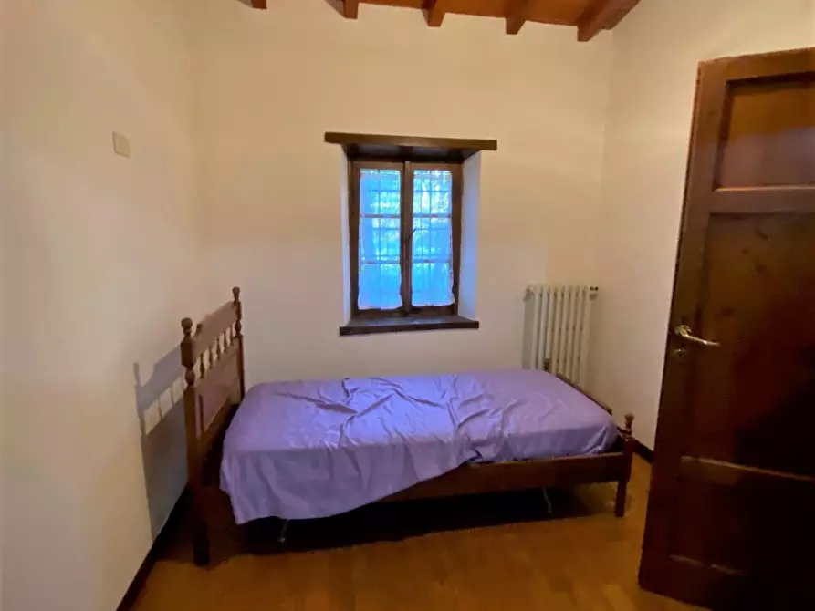 Immagine 22 di Rustico / casale in vendita  a Capannori