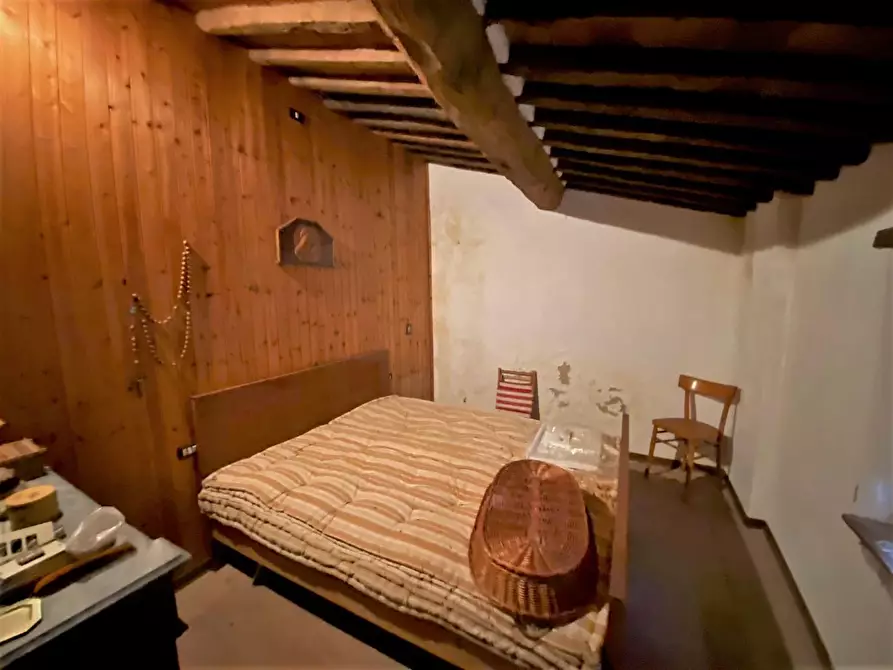 Immagine 35 di Rustico / casale in vendita  a Capannori