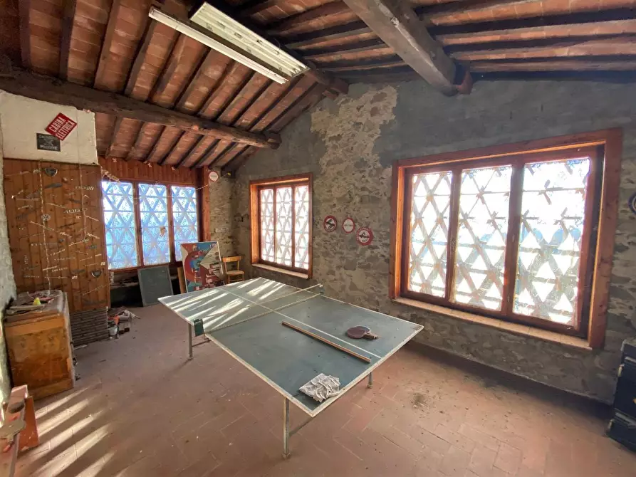Immagine 30 di Rustico / casale in vendita  a Capannori
