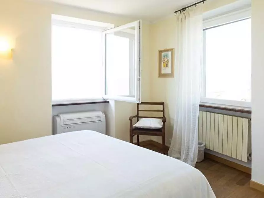 Immagine 31 di Terratetto in vendita  a Santo Stefano Di Magra