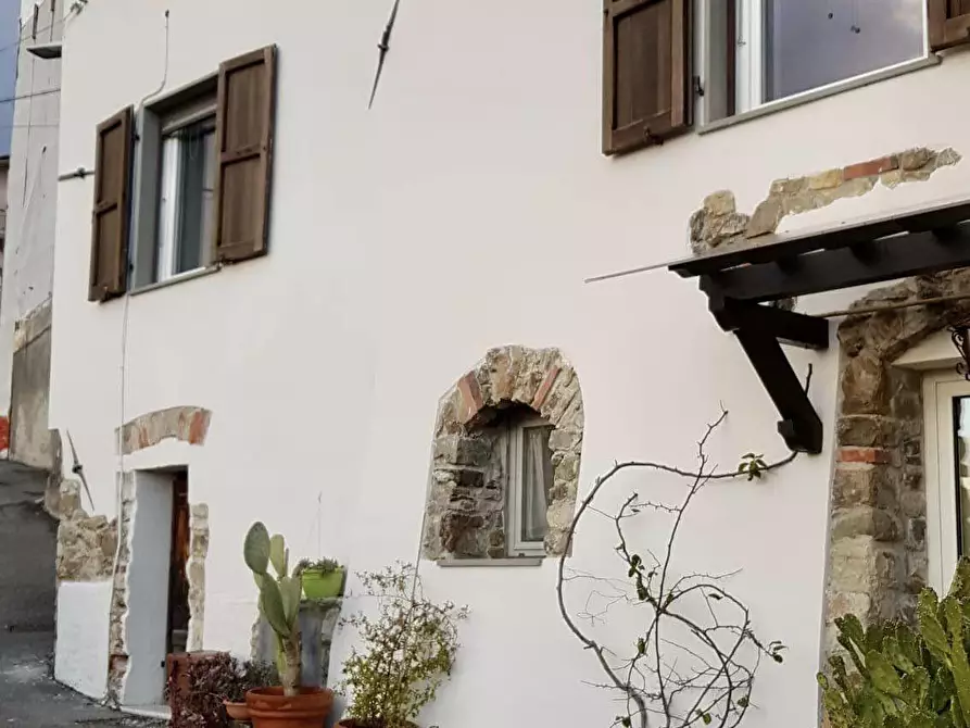 Immagine 41 di Terratetto in vendita  a Santo Stefano Di Magra