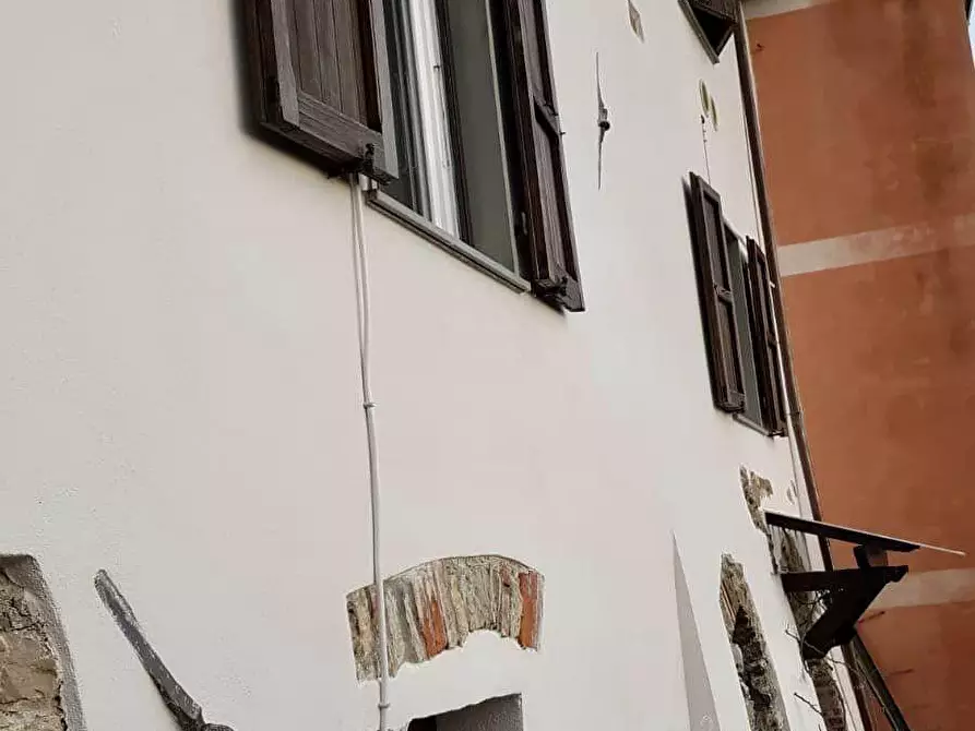 Immagine 40 di Terratetto in vendita  a Santo Stefano Di Magra