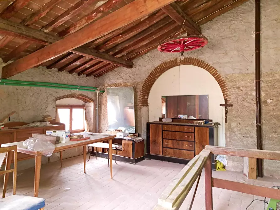 Immagine 19 di Appartamento in vendita  a Buti