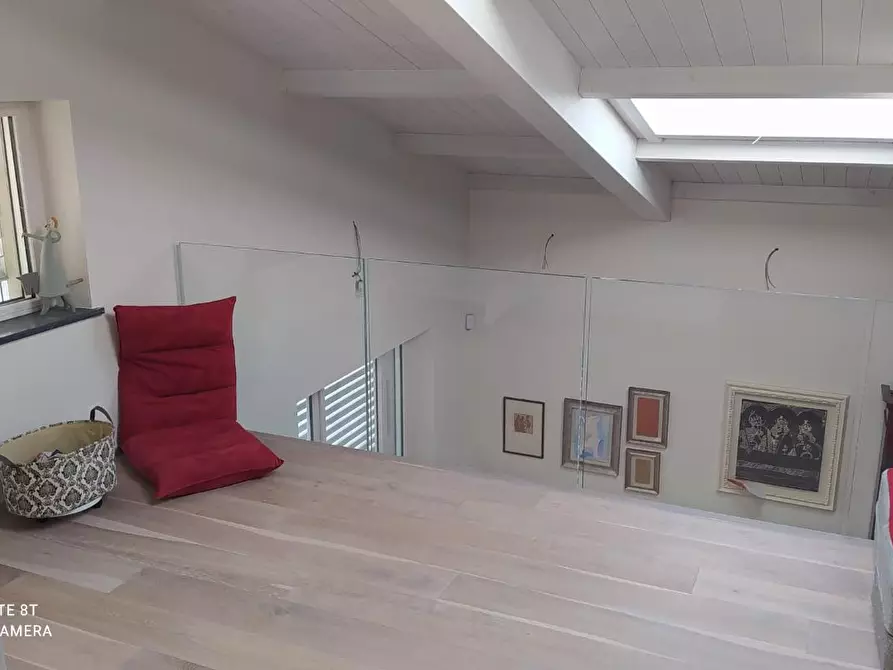 Immagine 21 di Villa in vendita  a Pisa