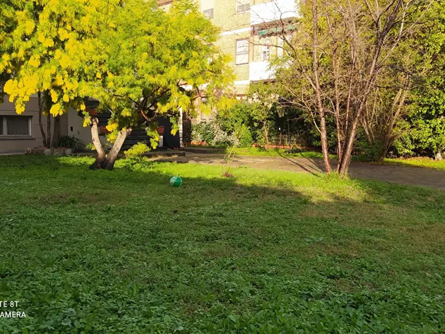 Immagine 31 di Villa in vendita  a Pisa