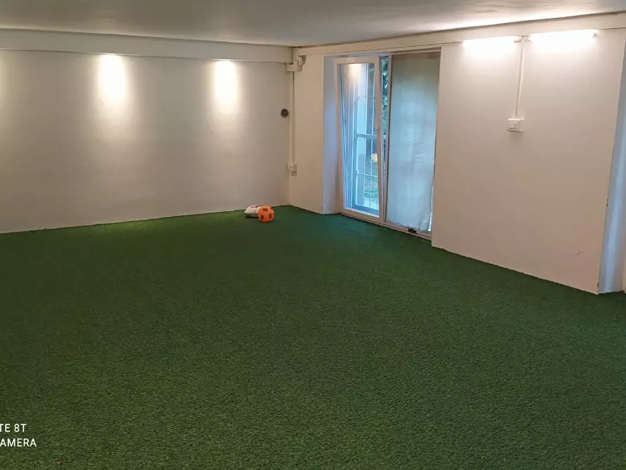 Immagine 27 di Villa in vendita  a Pisa