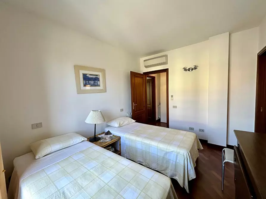 Immagine 42 di Casa quadrifamiliare in vendita  a Massarosa