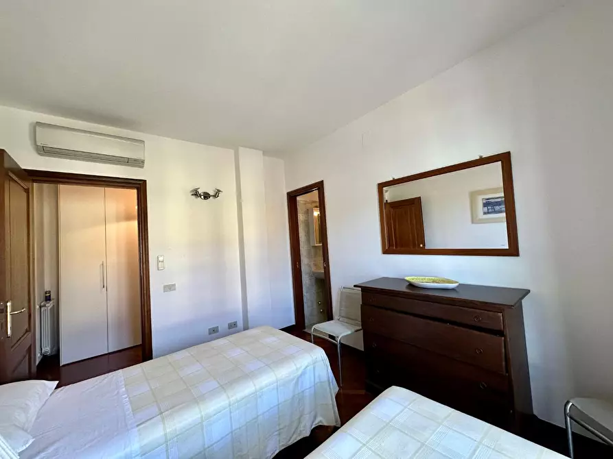 Immagine 45 di Casa quadrifamiliare in vendita  a Massarosa