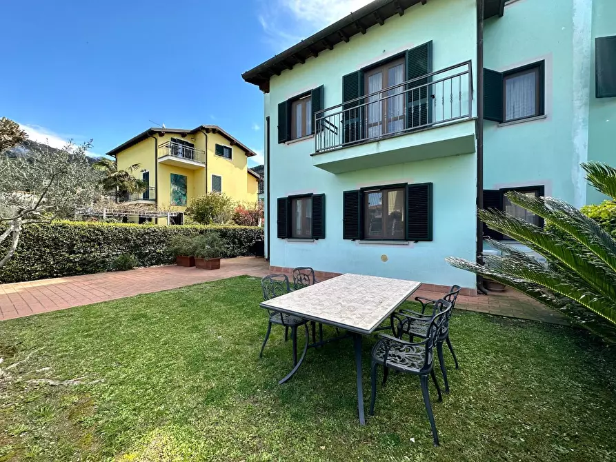 Immagine 57 di Casa quadrifamiliare in vendita  a Massarosa