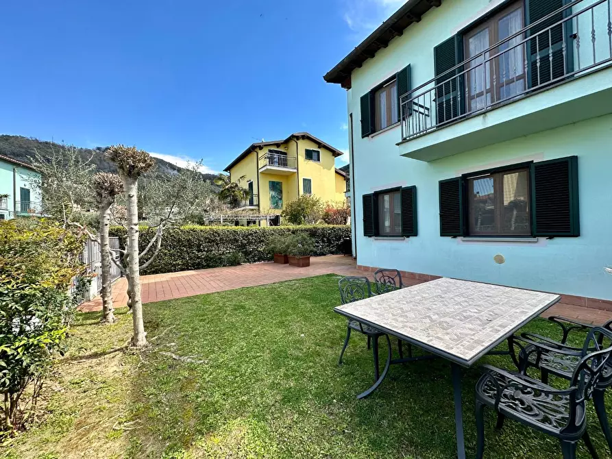 Immagine 56 di Casa quadrifamiliare in vendita  a Massarosa