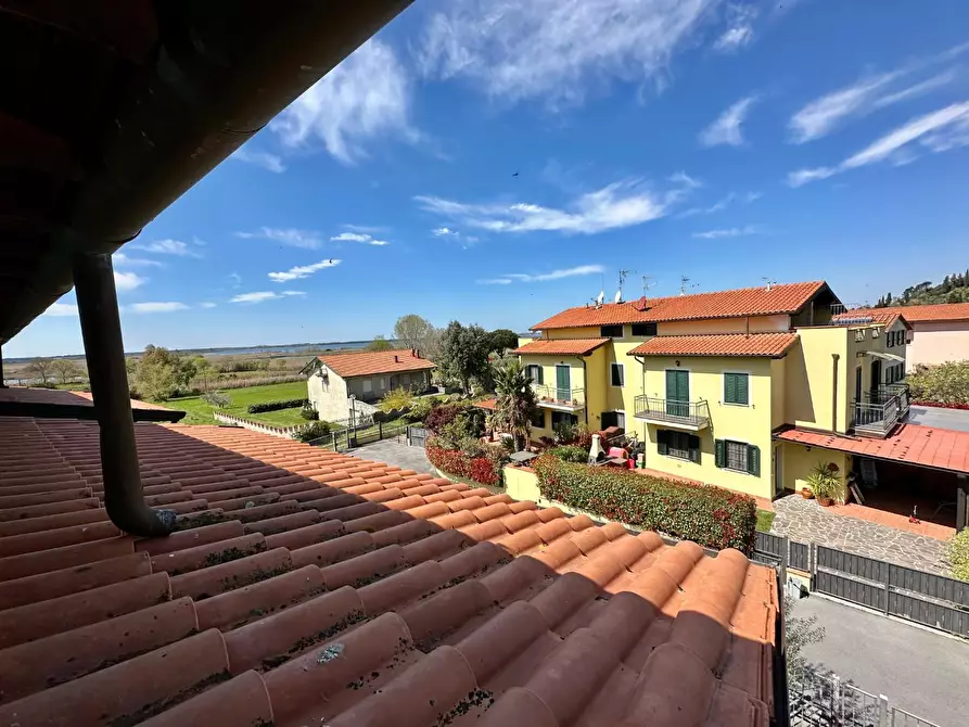 Immagine 65 di Casa quadrifamiliare in vendita  a Massarosa