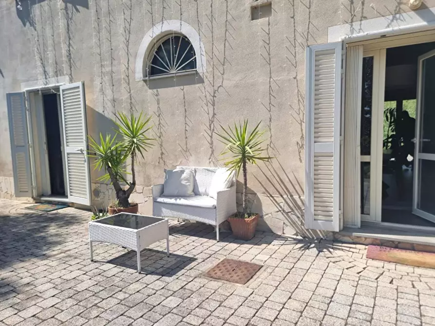 Immagine 6 di Villa in vendita  a San Giuliano Terme