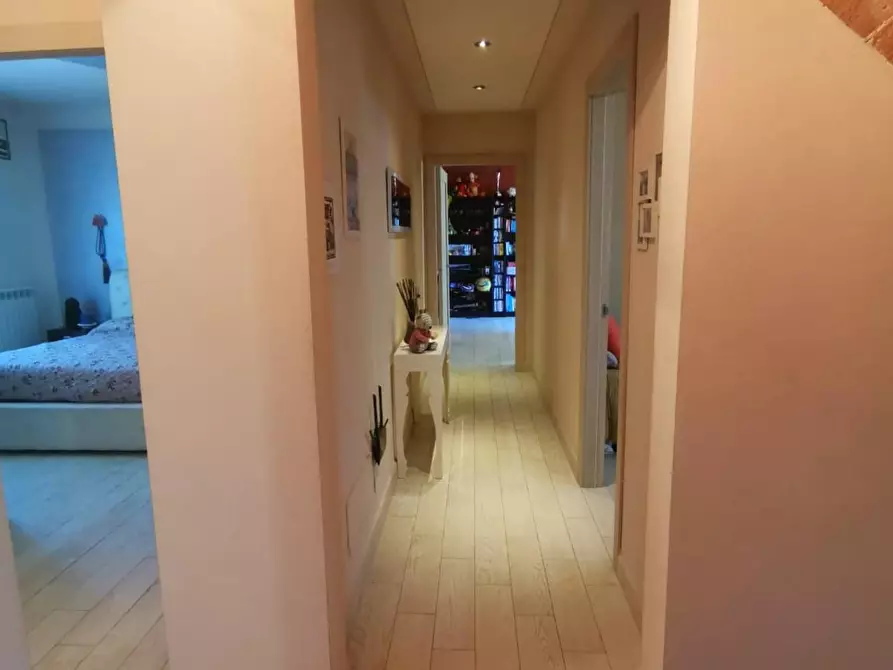 Immagine 13 di Villa in vendita  a San Giuliano Terme