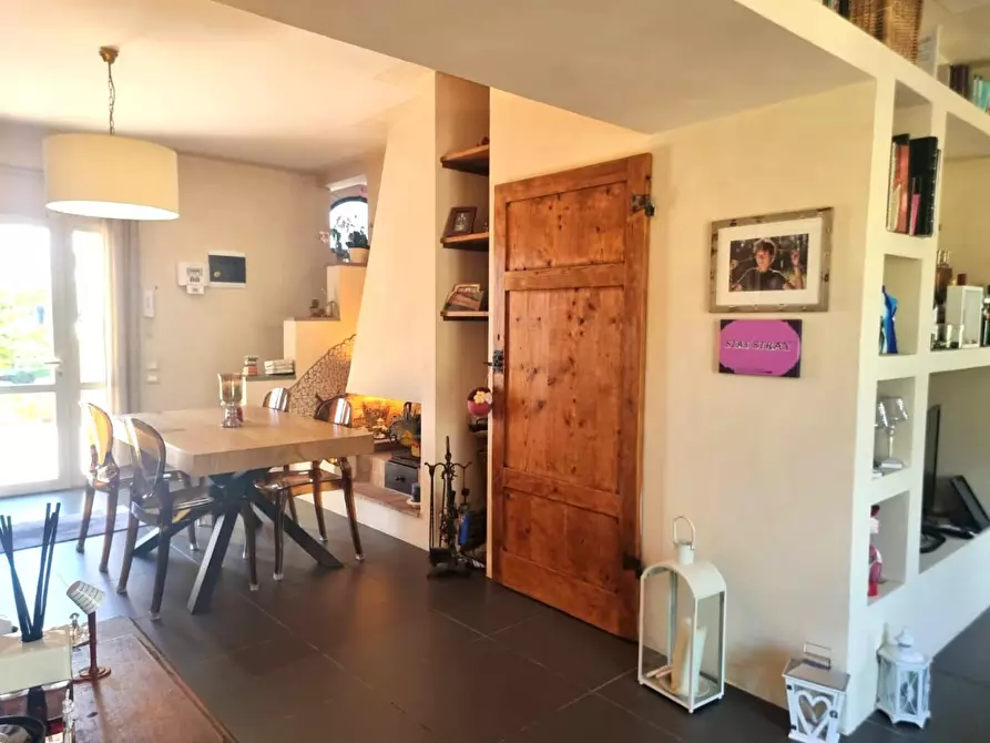 Immagine 11 di Villa in vendita  a San Giuliano Terme