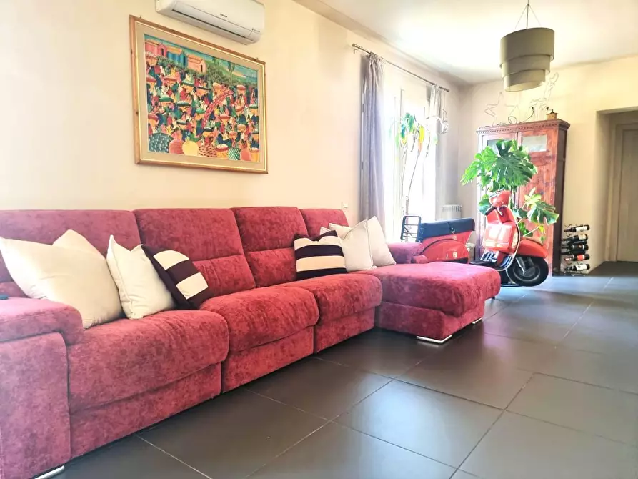 Immagine 7 di Villa in vendita  a San Giuliano Terme