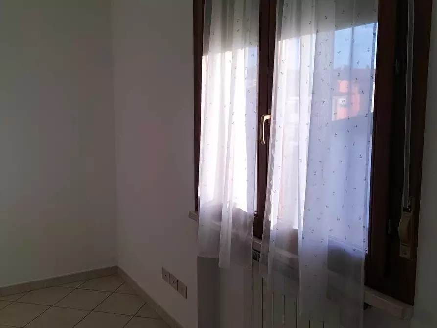 Immagine 5 di Appartamento in affitto  a Pisa