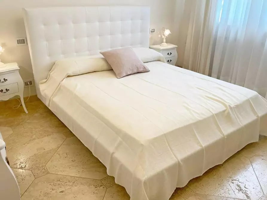 Immagine 19 di Villa in vendita  a Forte Dei Marmi