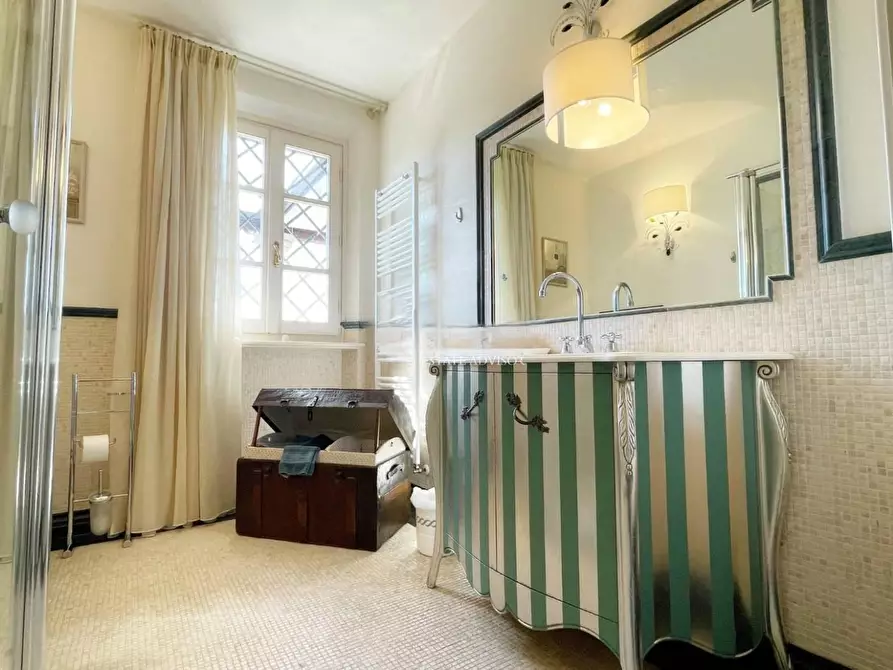 Immagine 29 di Villa in vendita  a Forte Dei Marmi