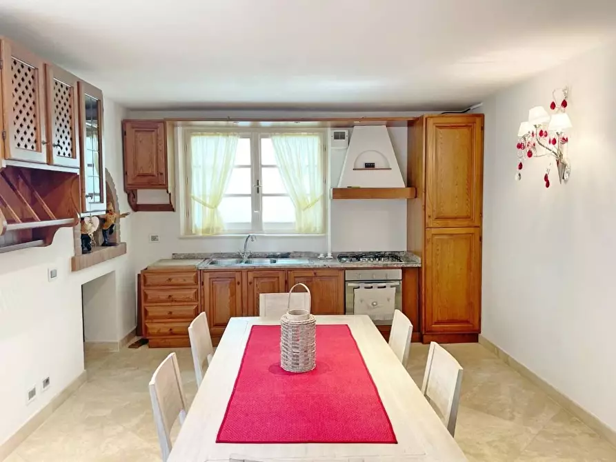 Immagine 15 di Villa in vendita  a Forte Dei Marmi