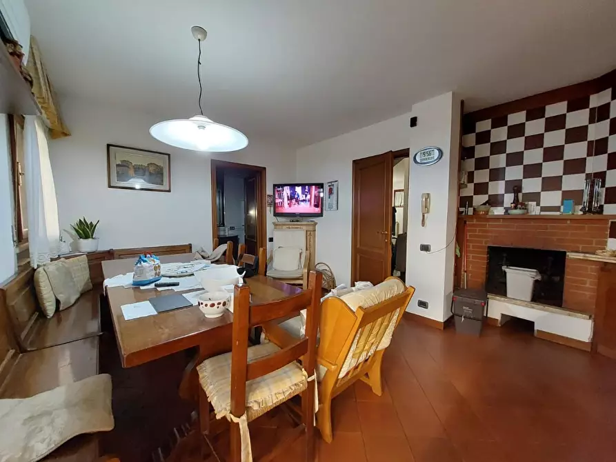 Immagine 22 di Terratetto in vendita  a Pontedera