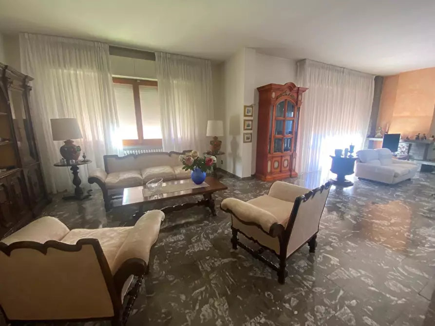 Immagine 1 di Villa in vendita  a Montelupo Fiorentino