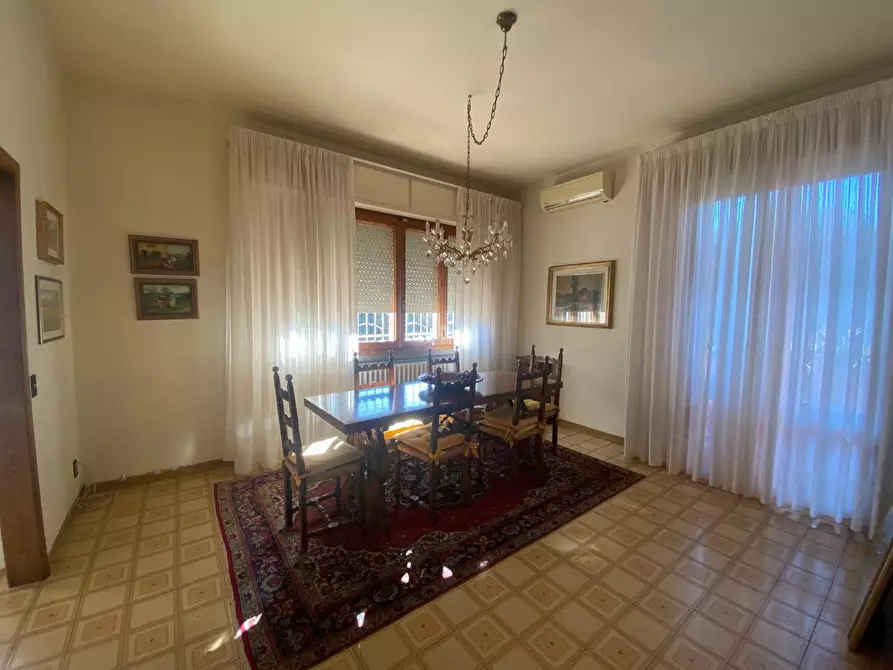 Immagine 6 di Villa in vendita  a Montelupo Fiorentino