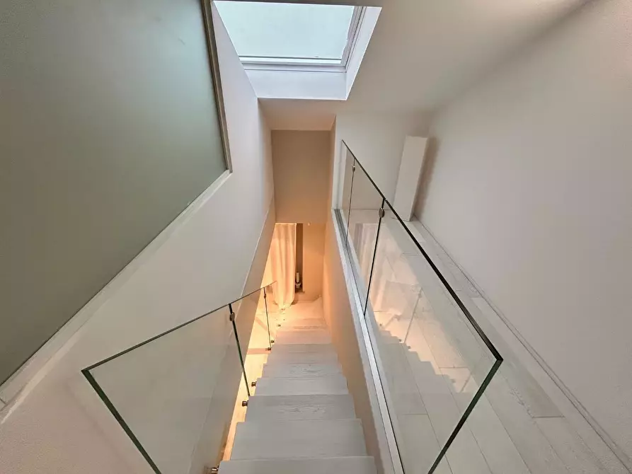 Immagine 13 di Appartamento in affitto  a Forte Dei Marmi