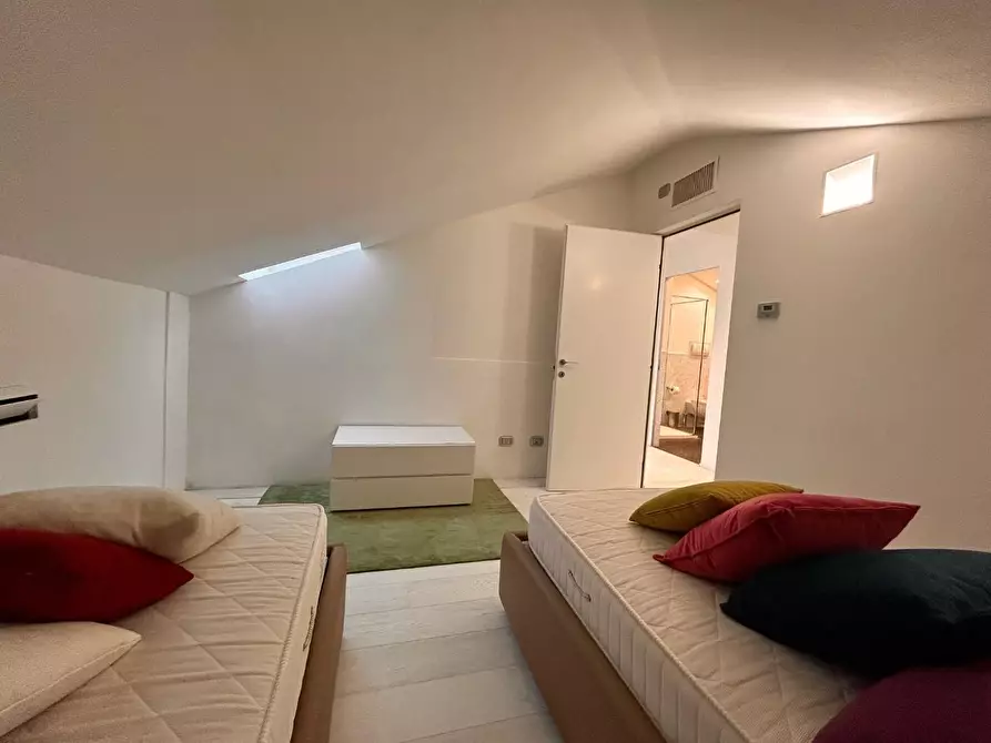 Immagine 17 di Appartamento in affitto  a Forte Dei Marmi