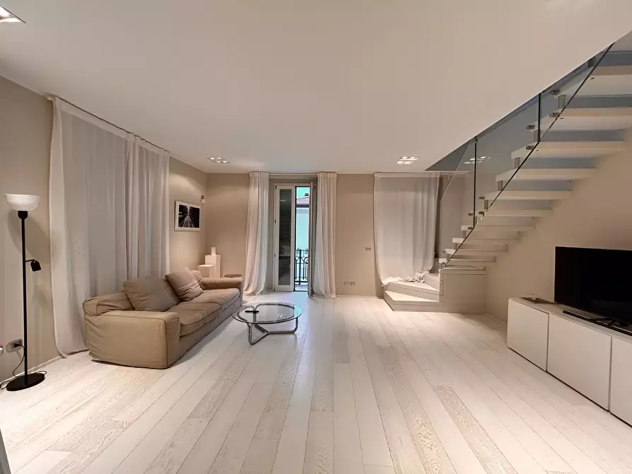 Immagine 3 di Appartamento in affitto  a Forte Dei Marmi