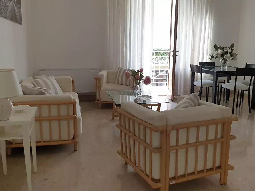 Immagine 4 di Appartamento in affitto  a Forte Dei Marmi