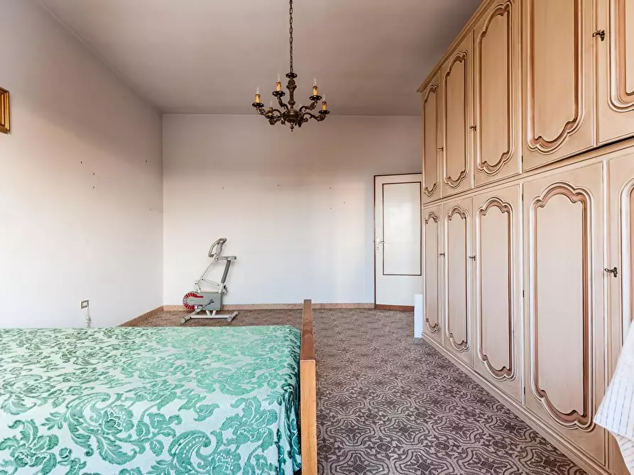 Immagine 12 di Appartamento in vendita  a San Giuliano Terme