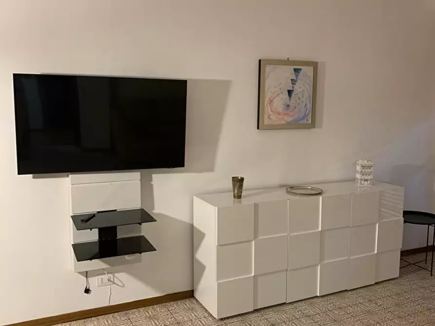 Immagine 5 di Appartamento in affitto  a Forte Dei Marmi