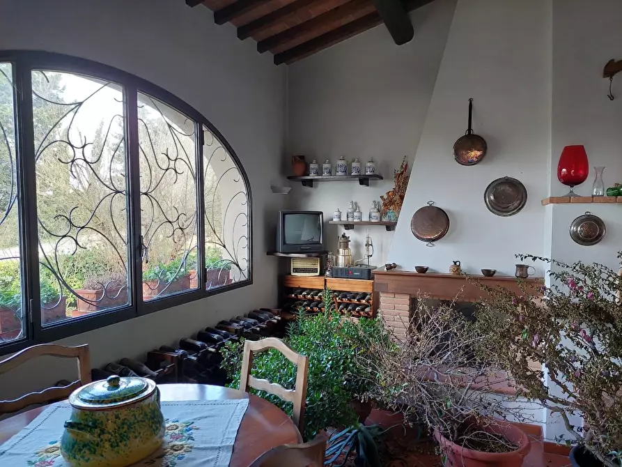 Immagine 22 di Casa colonica in vendita  a Lastra A Signa