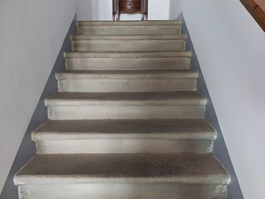 Immagine 24 di Casa colonica in vendita  a Lastra A Signa
